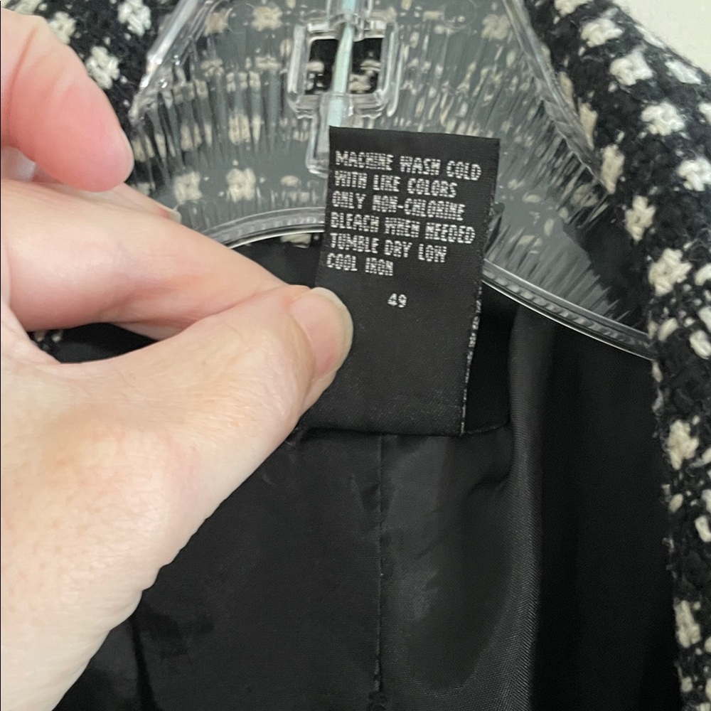 RQT tweed Black and White Checkered Blazer - Picture 8 of 8
